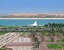 Distant picture of the Corniche and waterfront