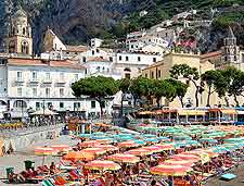 Picture of main beach and adjacent lodging