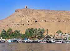 Picture of Elephantine Island and waterfront