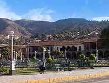 Central photo of the Plaza de Armas