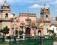 Photo of Plaza de Armas showing the Cathedral