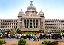 Photo of the imposing Vidhana Soudha