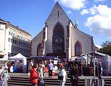 Closer picture of the Historisches Museum