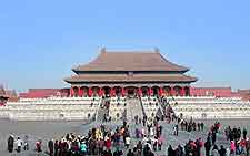 Picture of Tiananmen Square in the Dong Cheng district