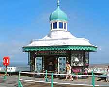 Image of the beachfront promenade