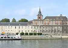 Picture of cruise boat on the River Meuse
