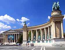 Picture of the famous Heroes Square