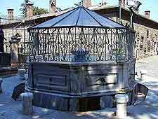 Photo taken at the Ulu Camii (Great Mosque)