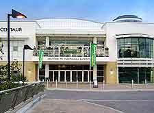 Photo of the entrance to the Cheltenham Racecourse