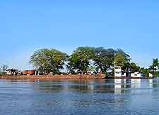 Picture showing Lake Mai-Ndombe