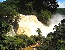 Image of the famous Zongo Falls (Chutes de Zongo)