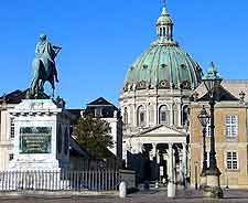 Photo of Amalienborg Palace (Amalienborg Slot)