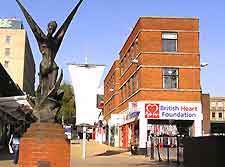 Picture of sculpture in the city centre