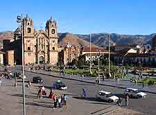 Further plaza view, showing the Jesus Church
