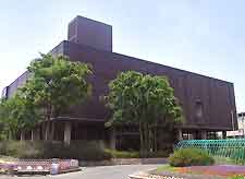 Interior photo of the Fukuoka Art Museum