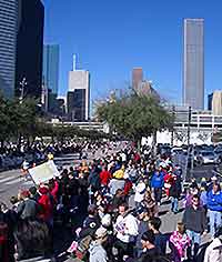 Photo of marathon crowds in Houston, Texas