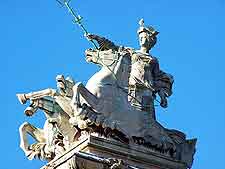 Photo of Britannia statue in the city centre