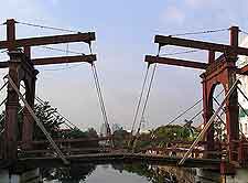 Jembatan Pasar Ayam image