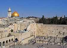 Image of the city centre, showing the Dome of the Rock