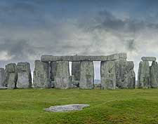 Photo of summer rain clouds gathering above Stonehenge