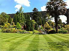 Photo of the viaduct at Kilver Court Gardens