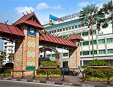 Image of the City Hall, photo by Uwe Aranas
