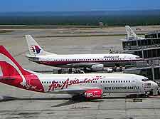Photo of planes at the Kuala Lumpur Airport (KLIA / KUL)