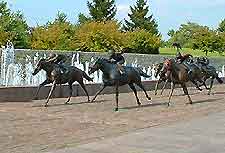 Lexington Horse Statues Tho