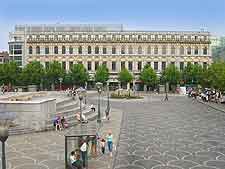 Picture showing the Place St. Lambert