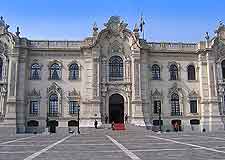 Photo of the Palacio de Gobierno (Government Palace / House of Pizarro)