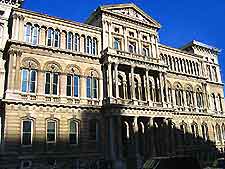Louisville Dowtown Gov Bldg