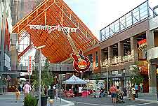 Louisville Shopping Dining