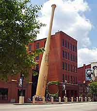 Louisville Slugger Museum3