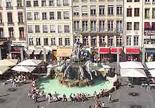 Photo of shops on the Place des Terreaux