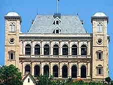 Queen's Palace / Manjakamiadana (Rova / Palais de la Reine) picture