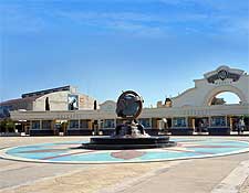 Image of the family friendly Parque Warner Madrid theme park