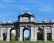Puerta de Alcala photo