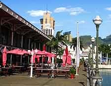 Image of al fresco dining at Port Louis