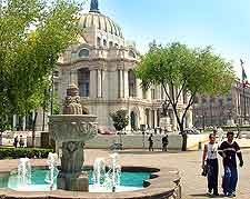 View of the city's Teatro del Palacio de Bellas Artes