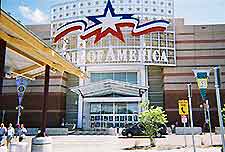 Minneapolis Shops4