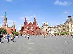 Picture showing a view of Red Square (Krasnaia Ploshchad)