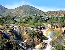 View of the sweeping scenery around the Epupa Falls