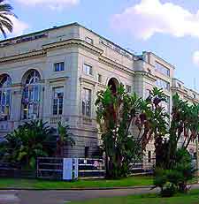Naples Tourist Attractions