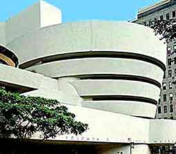 Further view of the Solomon R. Guggenheim Museum