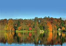 Image of autumn colours at Stourhead, Wiltshire - photo by Mike Searle
