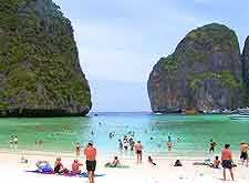 Photo of the tropical Phi Phi Islands, a dreamy holiday destination close to Phuket, Thailand