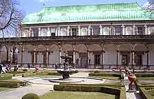 Picture showing the Royal Summer Palace