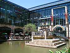 San Antonio Shopping4