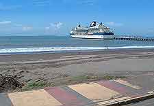 Puntarenas beachfront picture