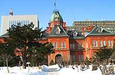 Picture of the Government Building